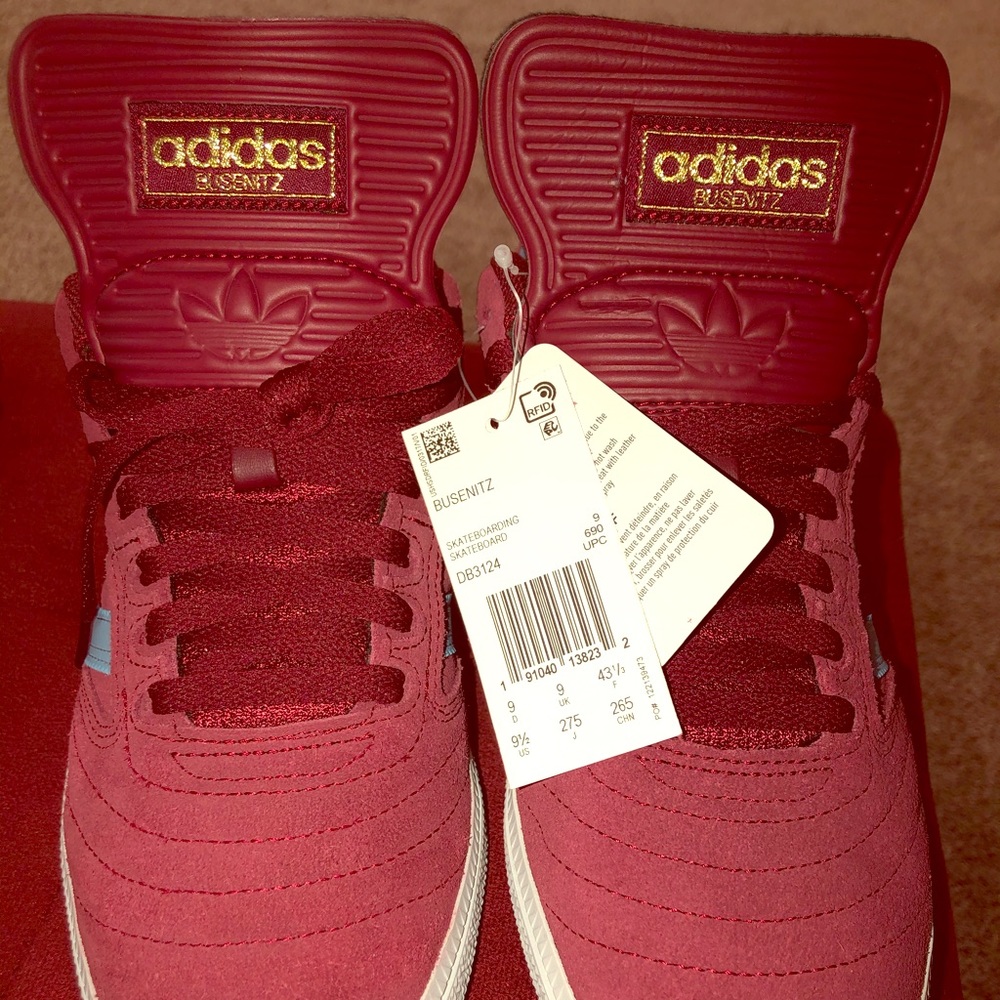 Brand new-Rare Adidas originals Dennis busenitz